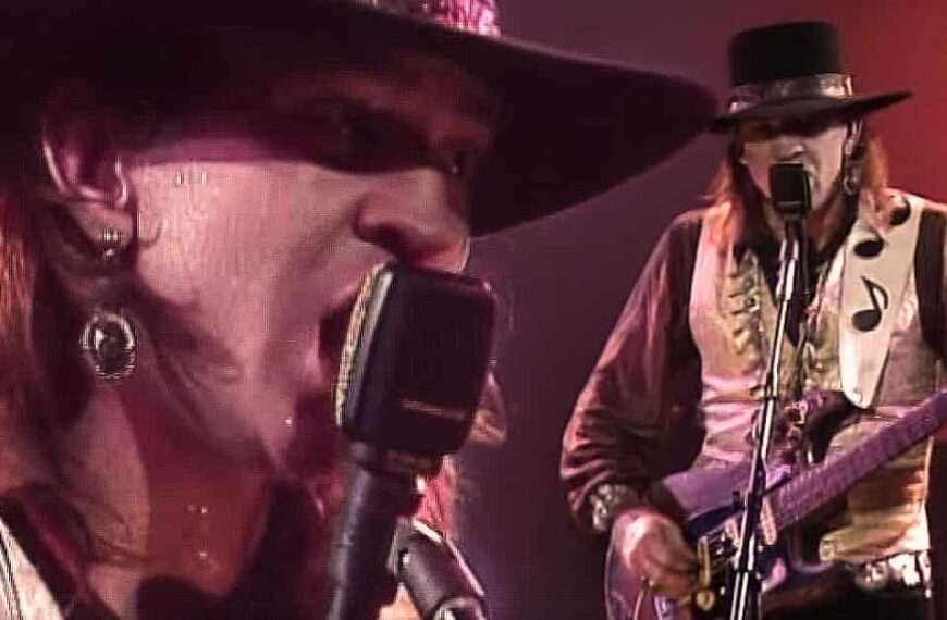 Stevie Ray Vaughan & Double Trouble – Lookin’ Out The Window