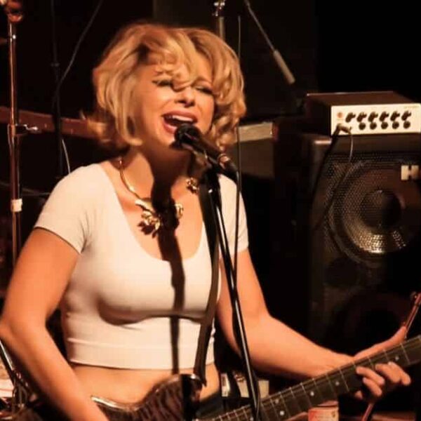 Samantha Fish – Either Way I Lose and Somebody`s Always Trying