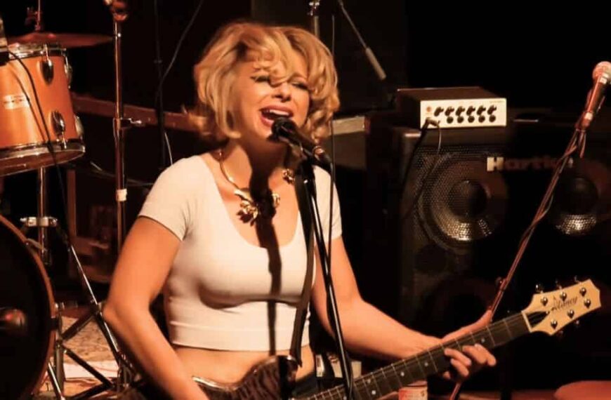 Samantha Fish – Either Way I Lose and Somebody`s Always Trying