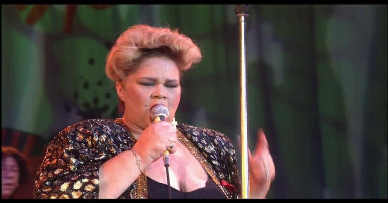 Etta James – “Why I Sing The Blues” – Live At Montreux, 1993