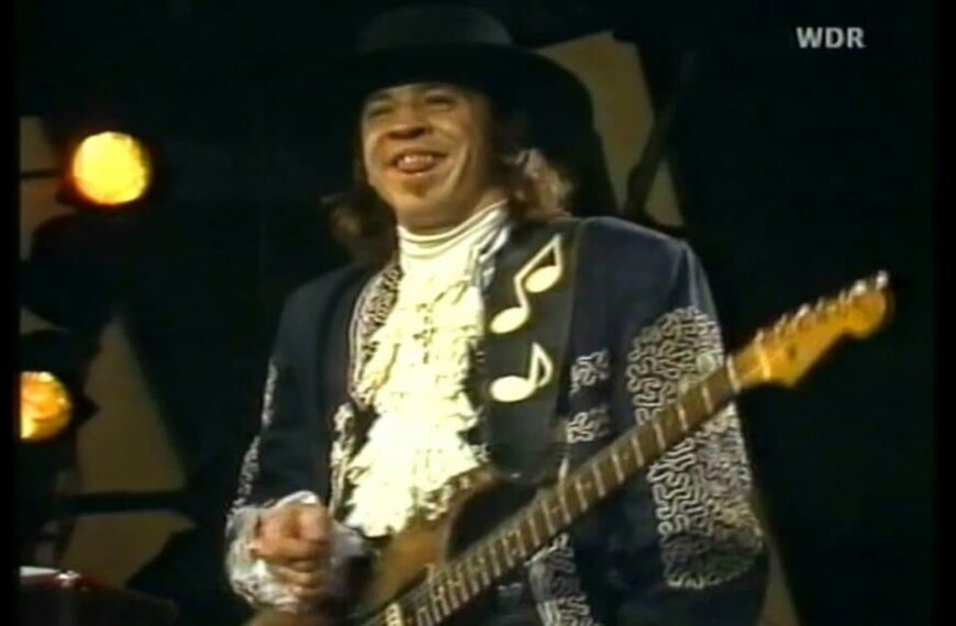 Honey Bee by Stevie Ray Vaughan (Live)