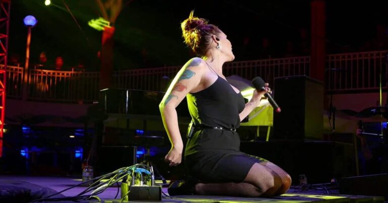 You Belong To Me by Beth Hart (Live, 2017)
