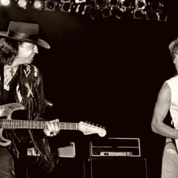 Jeff Beck and Stevie Ray Vaughan – Goin’ Down