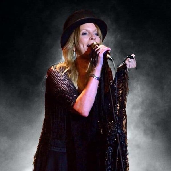 Tribute to Fleetwood Mac by Tusk