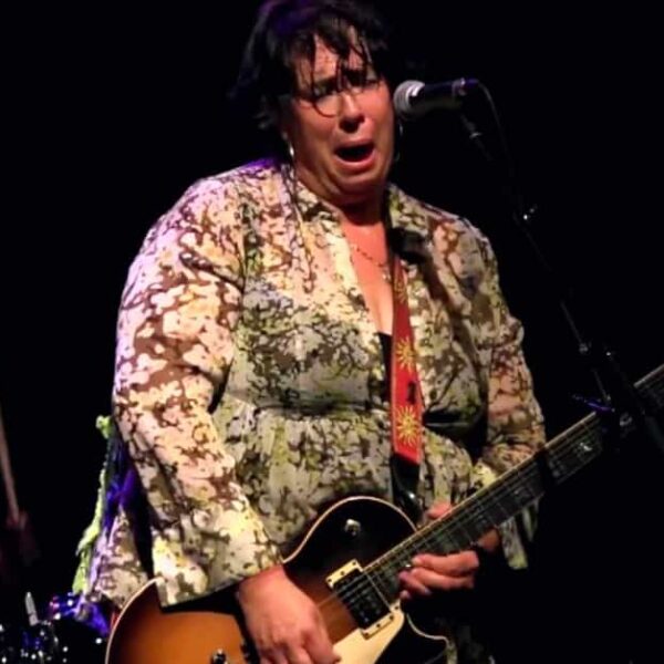 Joanna Connor – Magic Sam Boogie