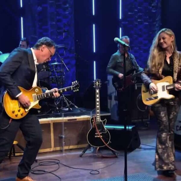 Joanne Shaw Taylor and Joe Bonamassa – Summertime