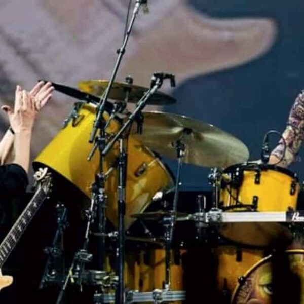 Carlos Santana and His Wife Cindy Blackman Playing Live