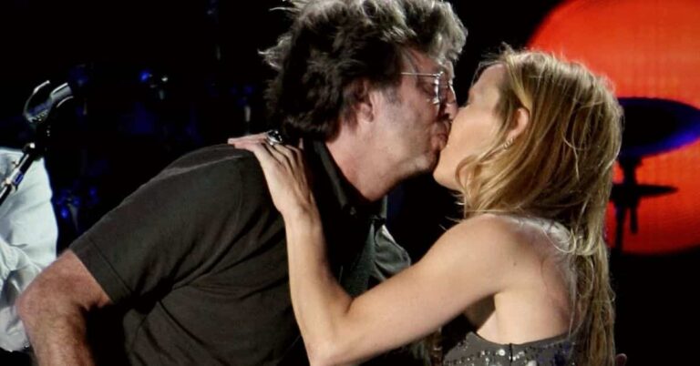 Crossroads by Eric Clapton, Sheryl Crow, John Mayer, Doyle Bramhall II, Robert Randolph