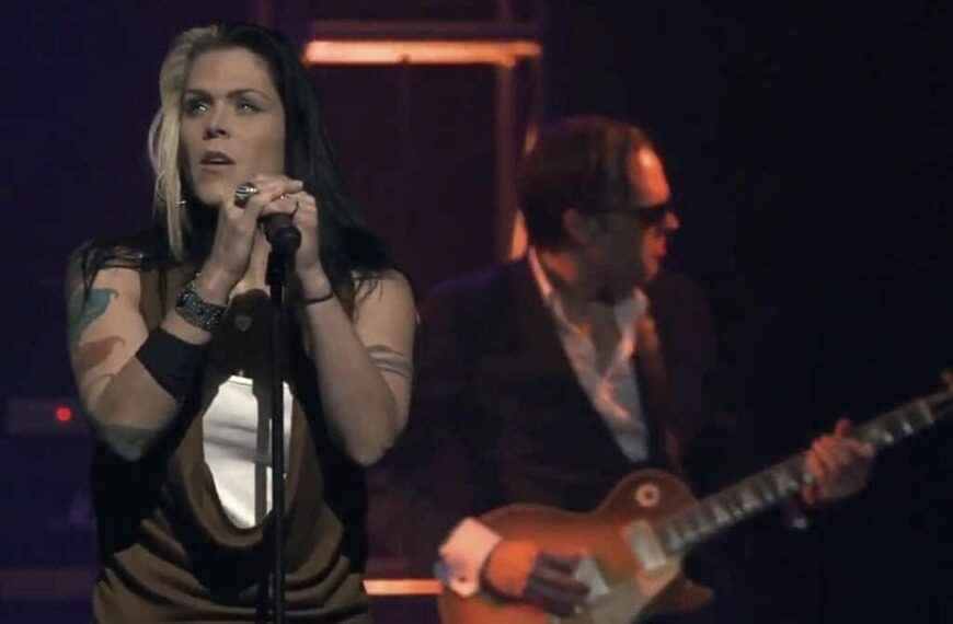 Joe Bonamassa and Beth Hart – I’ll Take Care of You