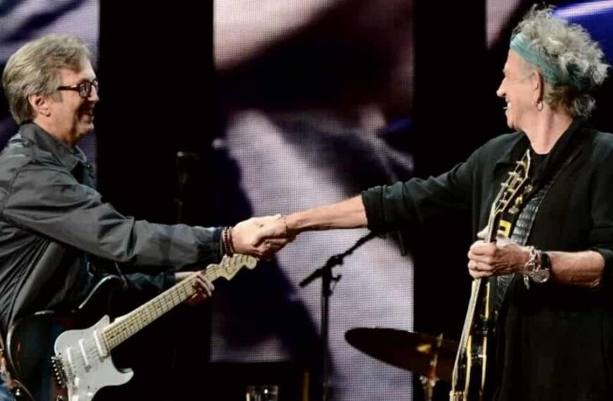 Keith Richards and Eric Clapton – Key To The Highway – Live