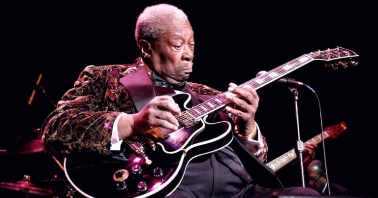 B.B. King’s Best Guitar Solo Ever – Live Performance