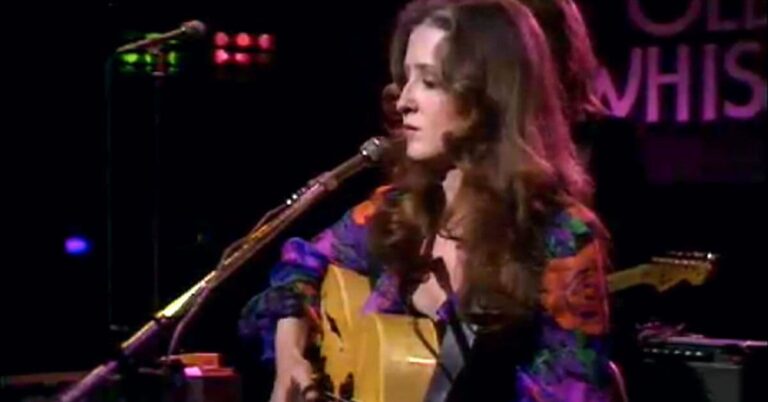 Bonnie Raitt – Love Me Like a Man