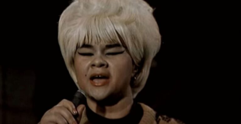 Etta James – Something’s Got A Hold On Me