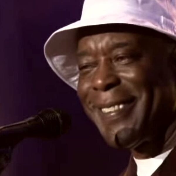 Buddy Guy – (You Give Me) Fever