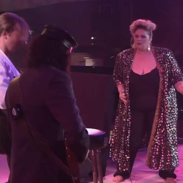 Etta James – I Just Want To Make Love To You