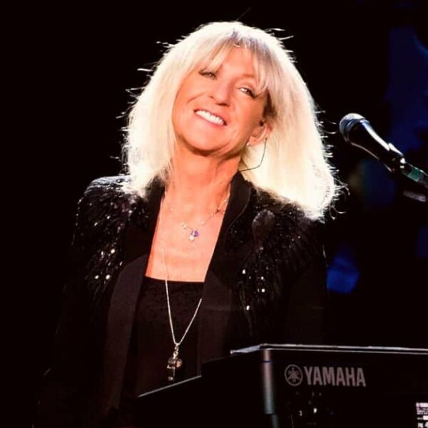 Fleetwood Mac – Everywhere