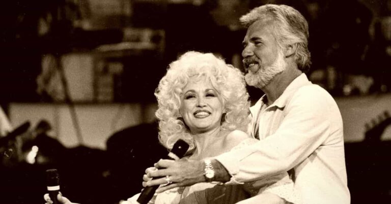 Dolly Parton and Kenny Rogers – Islands in the Stream