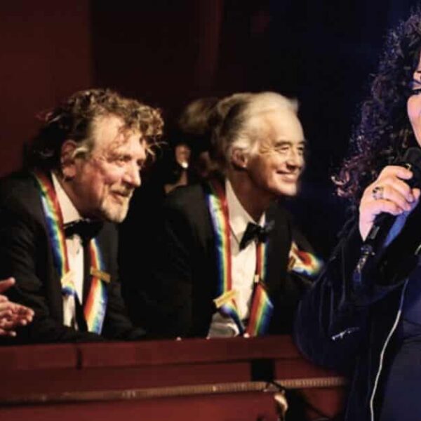 Ann Wilson, Nancy Wilson and Jason Bonham – Stairway to Heaven – Led Zeppelin Tribute