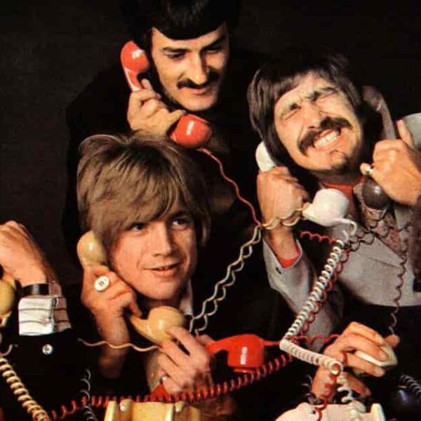 The Moody Blues – Nights In White Satin