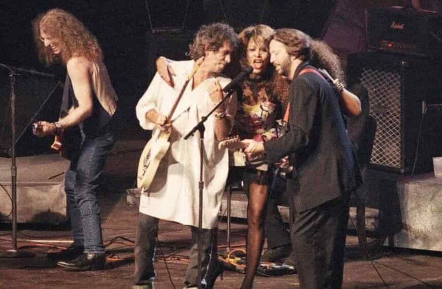 Tina Turner, Keith Richards and Eric Clapton – Keep A-Knockin’