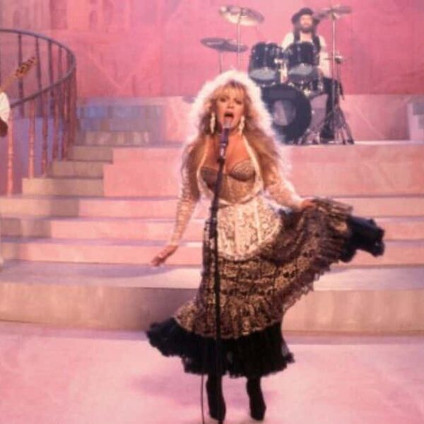 Fleetwood Mac – Seven Wonders