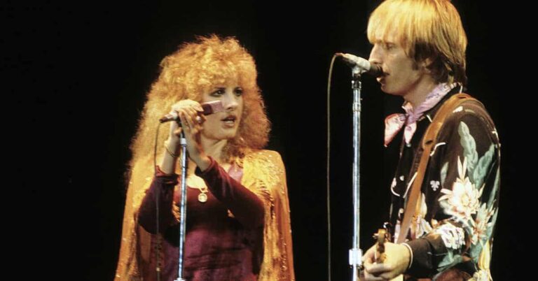 Stevie Nicks, Tom Petty and The Heartbreakers   – Stop Draggin’ My Heart Around