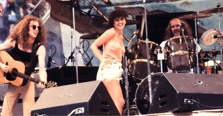 Linda Ronstadt’s Iconic Performance of “You’re No Good”