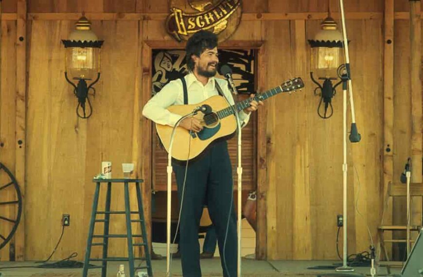 John Prine performing on the Schlitz stage in 1974. Photo Credit: Rich Zimmerman