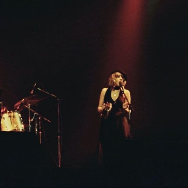 Fleetwood Mac – You Make Loving Fun