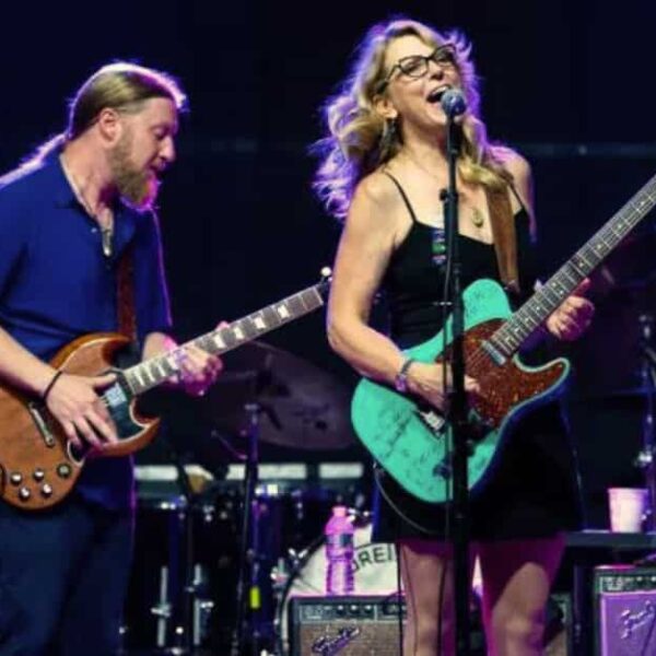 Tedeschi Trucks Band – Hear My Dear