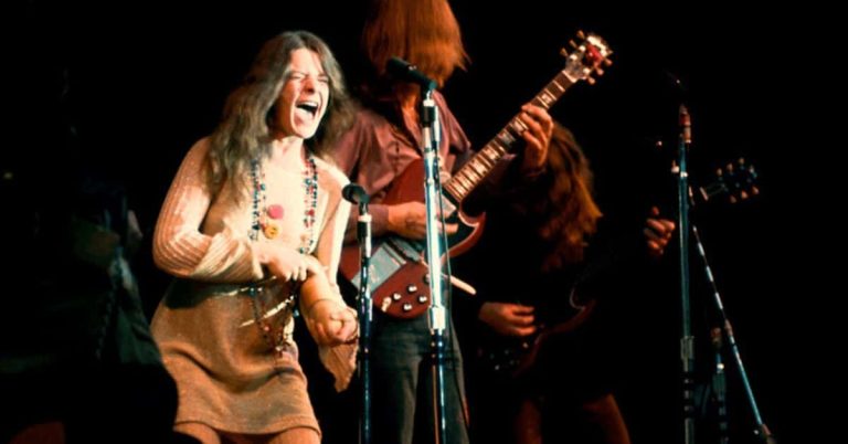 Janis Joplin’s Legendary Performance of “Ball And Chain” at Monterey Pop Festival (1967)