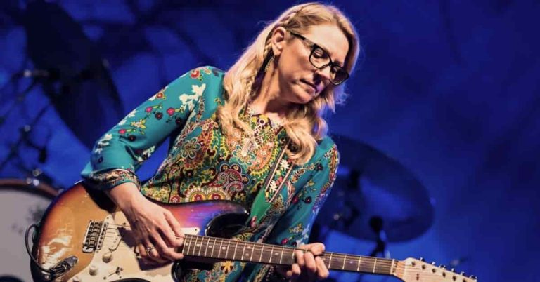 Tedeschi Trucks Band – The Soulful Reimagining of “Tangled Up in Blue”